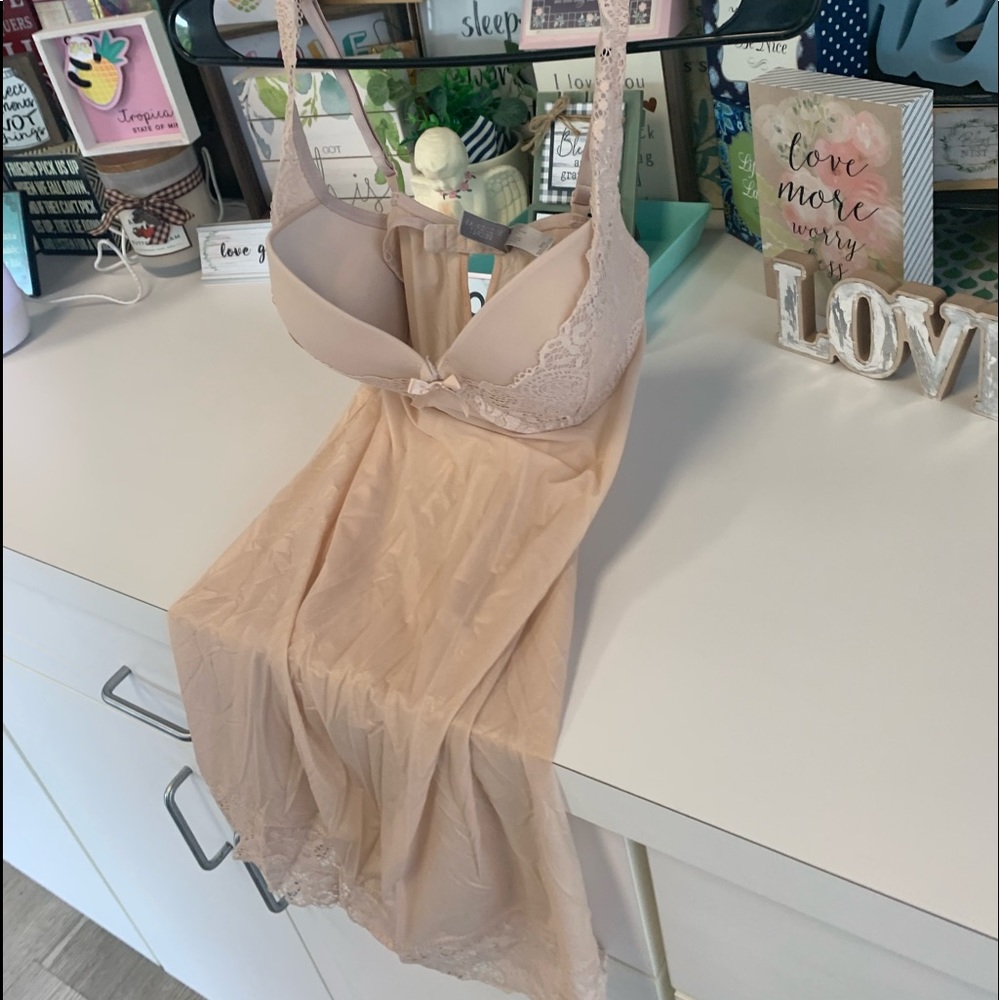 Victoria’s Secret Beige/Cream Slip Dress size 34D
